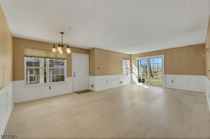 Property Photo:  1192 Richmond Rd 1192  NJ 07430 