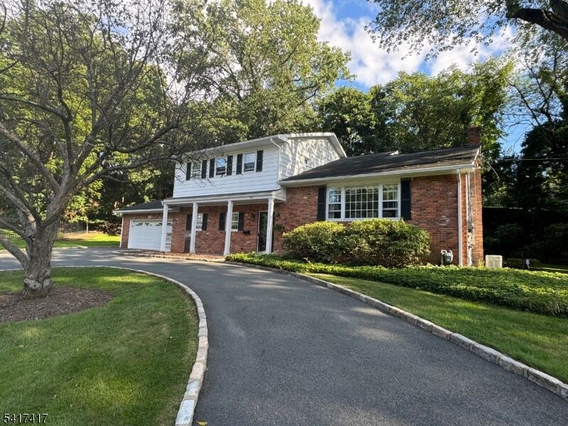 Property Photo:  151 Kingwood Dr  NJ 07424 