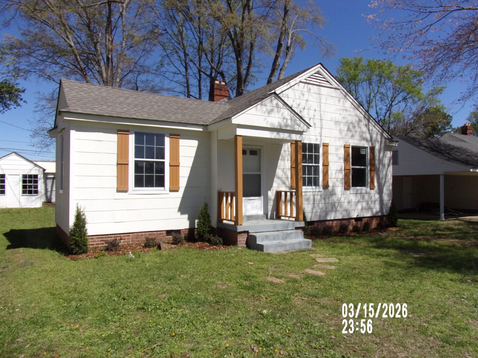 Property Photo:  119 King St  MS 39702 