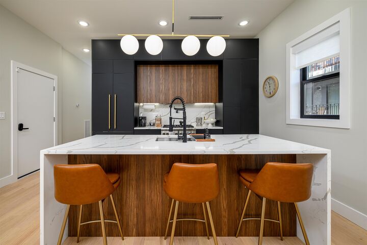 Property Photo:  45 Charles St 1  NJ 07307 