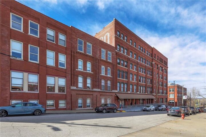 Property Photo:  200 Main Street 513  MO 64105 