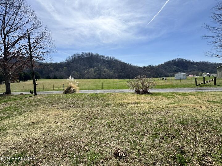 Property Photo:  183 Torbetts Rd  TN 37354 