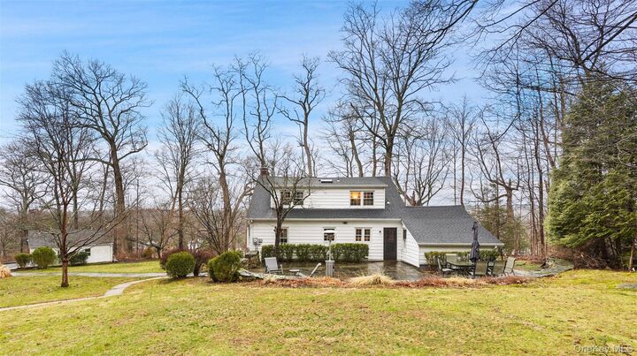 Property Photo:  3 Mark Mead Road  NY 10518 