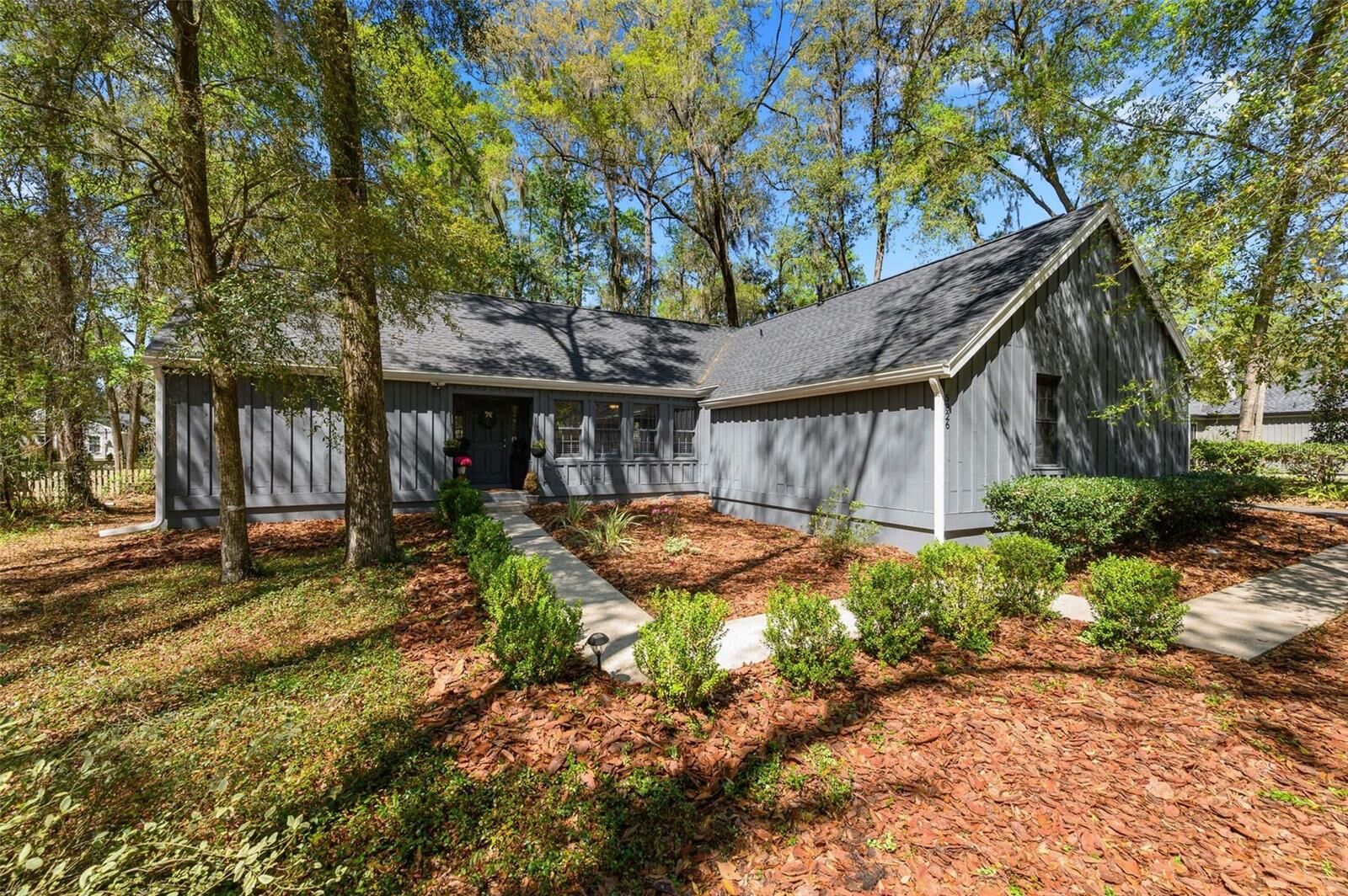 Property Photo:  5326 SW 83rd Terrace  FL 32608 