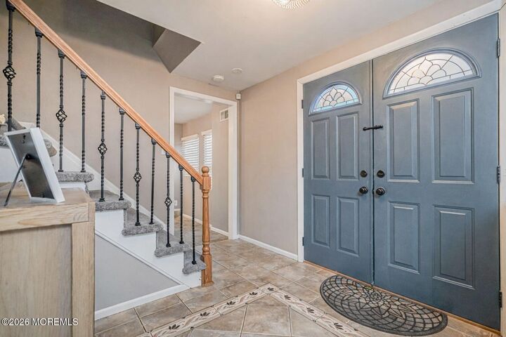 Property Photo:  2 Sahara Court  NJ 08753 