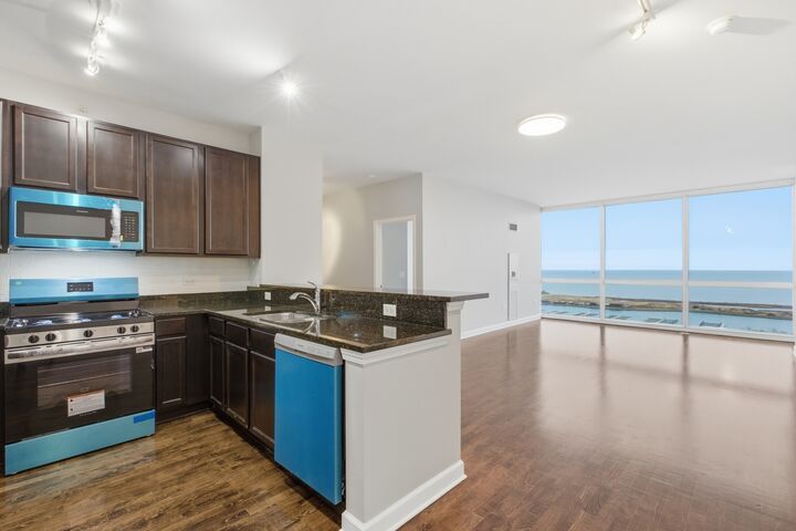 Property Photo:  1901 S Calumet Avenue 2303  IL 60616 