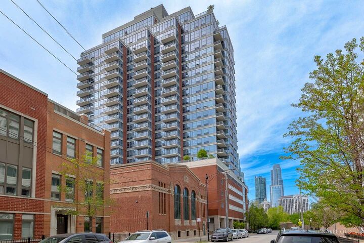 Property Photo:  1600 S Prairie Avenue 2309  IL 60616 
