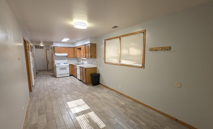 Property Photo:  445 W 37th Street Garden  IL 60609 