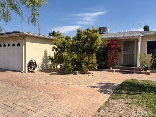 Property Photo:  8838 Murietta  CA 91402 