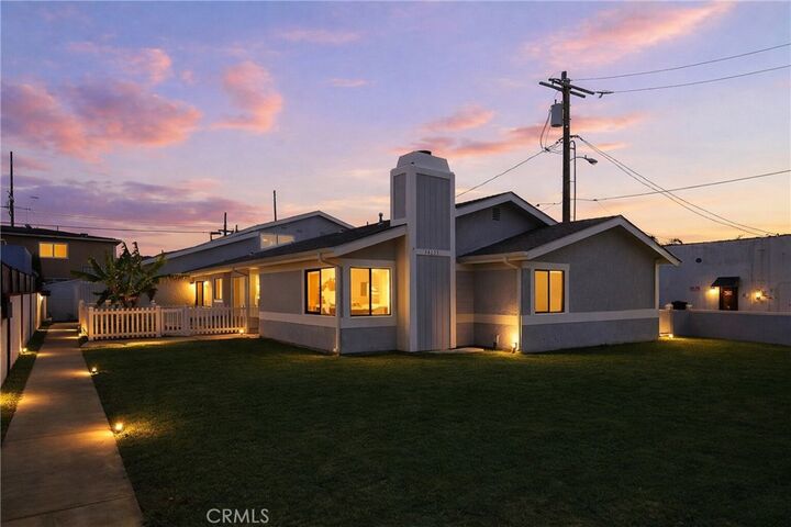 Property Photo:  24420 Alliene  CA 90717 