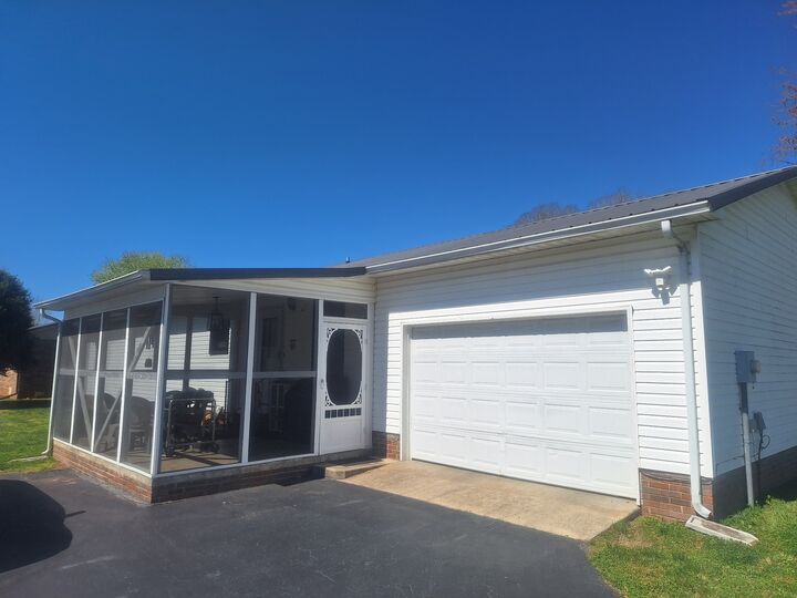 Property Photo:  101 Lisa Cir  TN 37398 