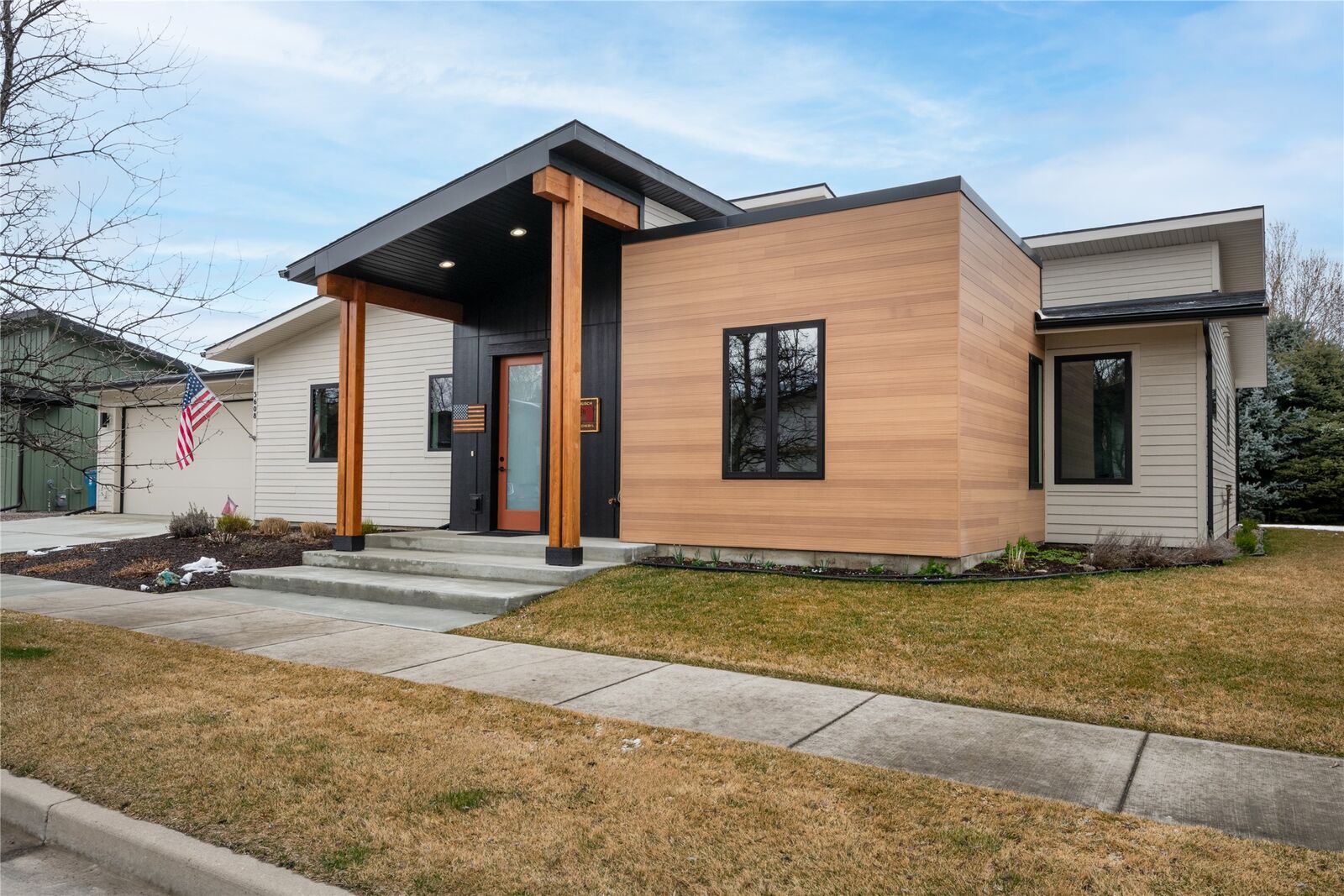 Property Photo: 5608 Golf Drive MT 59847