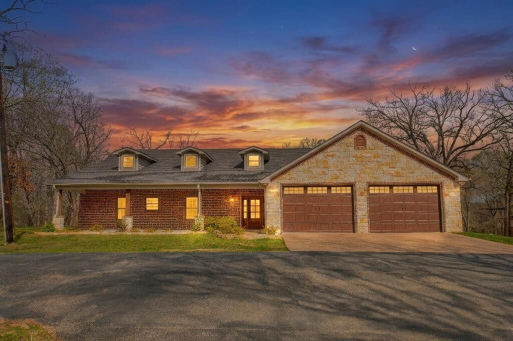 Property Photo:  22782 N US Highway 69  TX 75773 