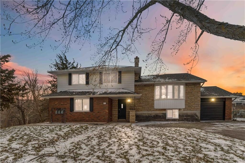 Property Photo:  1352 #8 Highway  ON L8E 5K6 