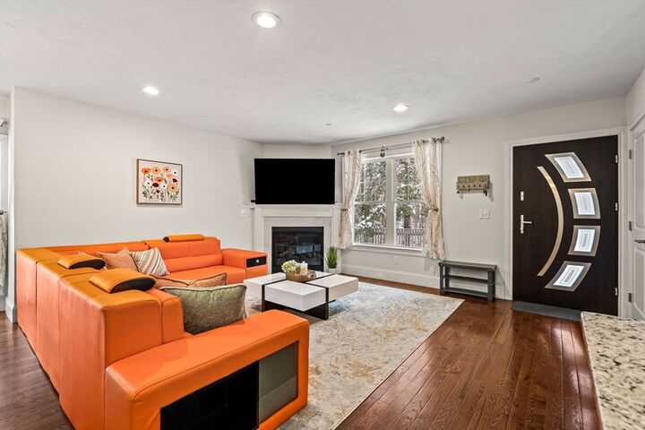 Property Photo: 1 Roseland St B14 MA 02035