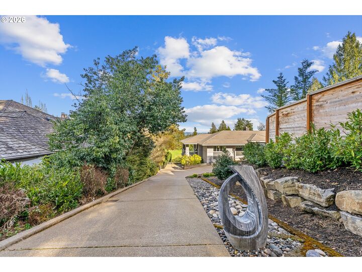 Property Photo:  14400 Uplands Dr  OR 97034 