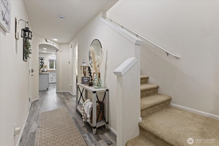 Property Photo: 4405 E Roosevelt Avenue WA 98404