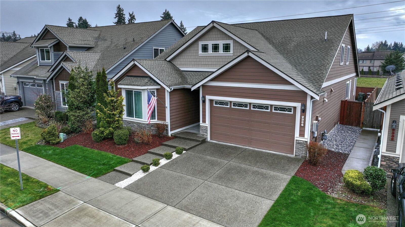 Property Photo:  2336  41st Avenue SE  WA 98374 