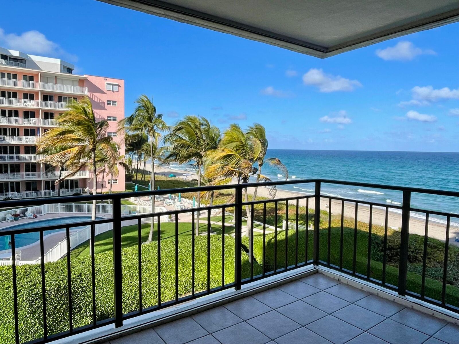 Property Photo: 3009 S Ocean Boulevard 404 FL 33487