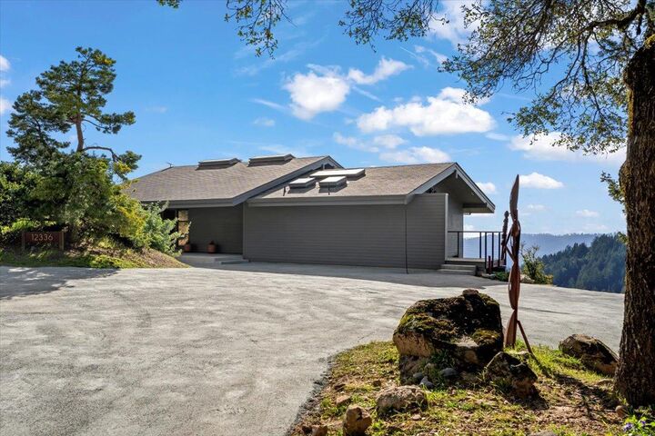 Property Photo:  12336 Indian Rock Way  CA 95033 