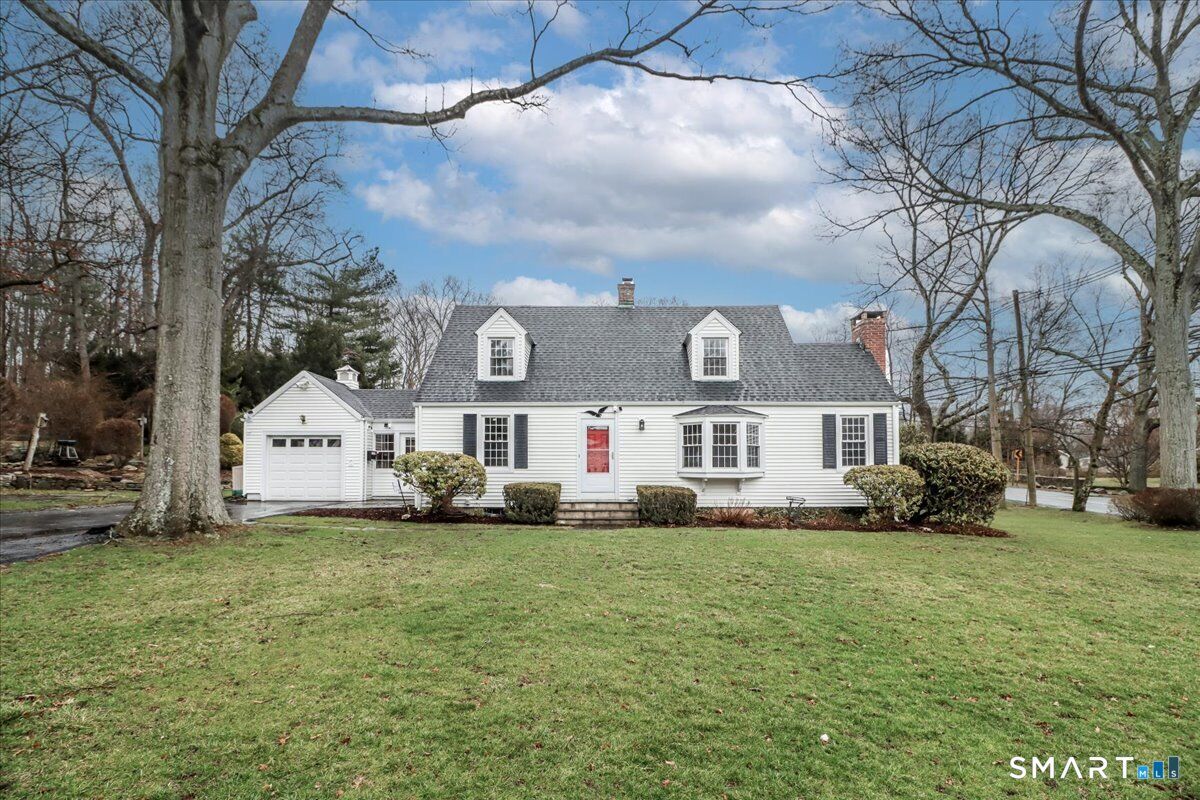 Property Photo:  28 Overbrook Road  CT 06851 