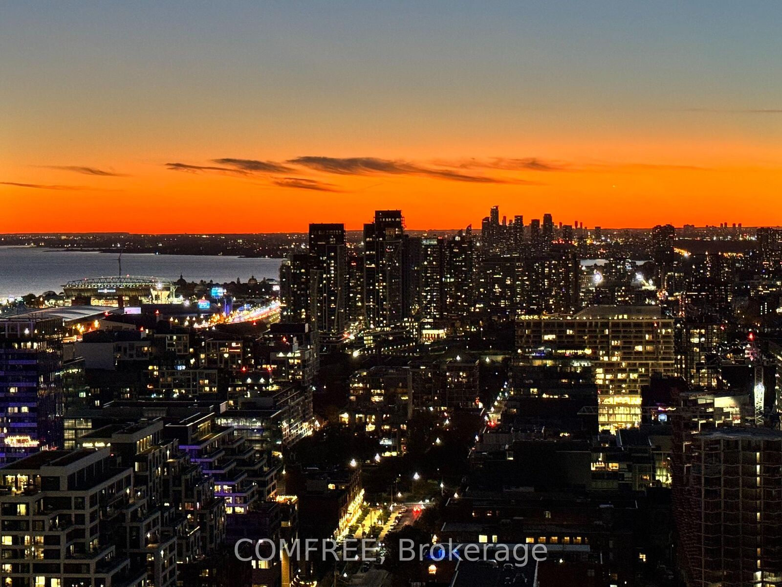 Property Photo: 55 Mercer Street 4102 ON M5V 0W4