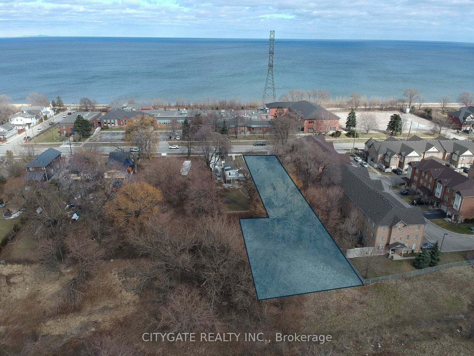 Property Photo:  480 Beach Boulevard  ON L8H 6X3 