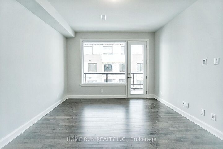 Property Photo: 170 Boundstone Way 203 ON K2T 0M8