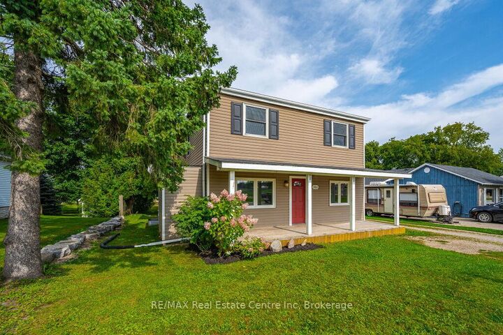 Property Photo: 353 Wellington Street E ON N0G 2L2