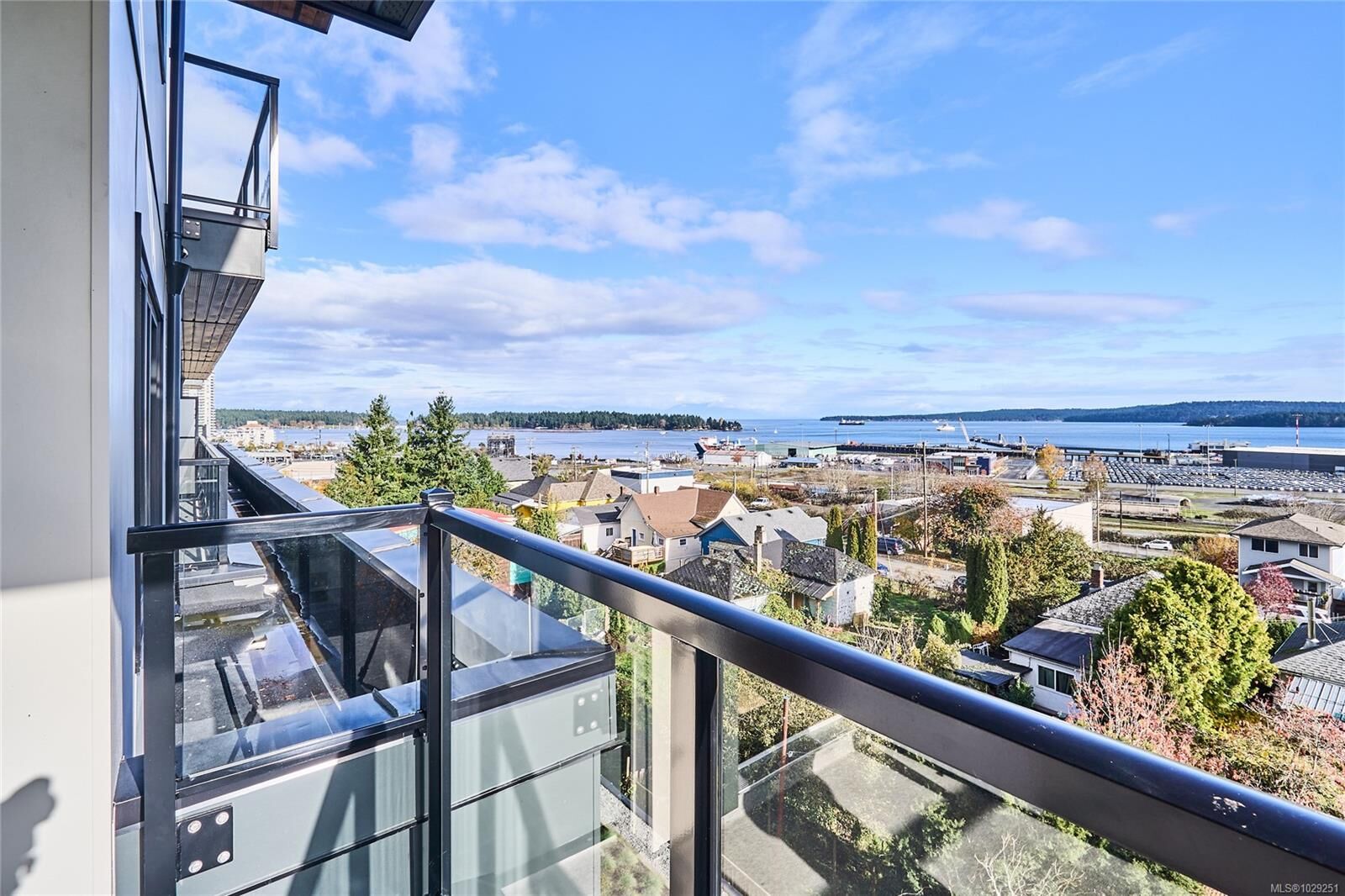 Property Photo: 45 Haliburton St #405 BC V9R 4V6