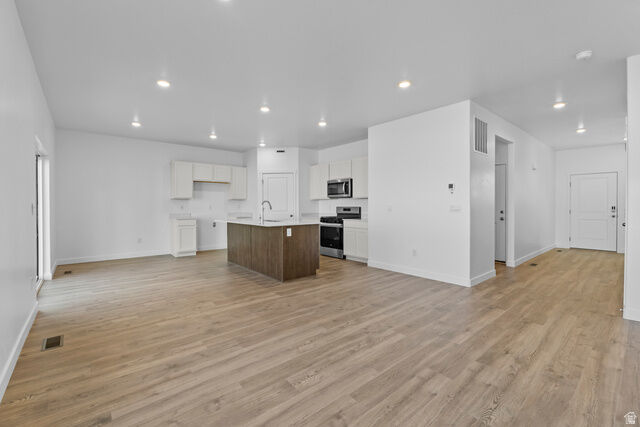 Property Photo:  300 E Levengrove Dr N 232  UT 84048 