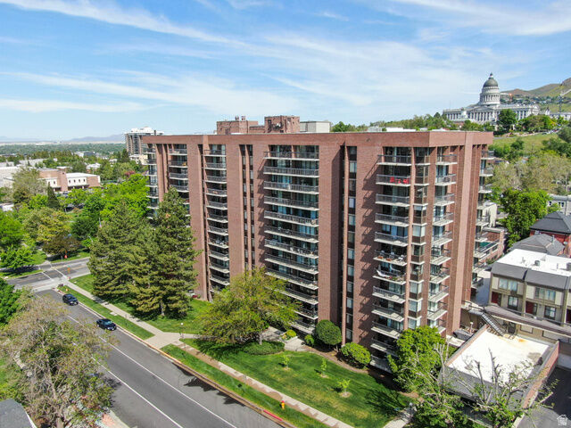 Property Photo: 123 E 2nd Ave 414 UT 84103