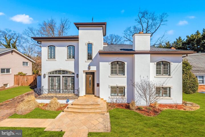 Property Photo: 9607 Singleton Drive MD 20817