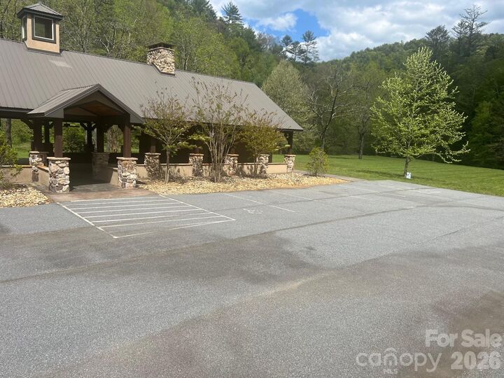 Property Photo:  531 Roca Vista Drive  NC 28645 