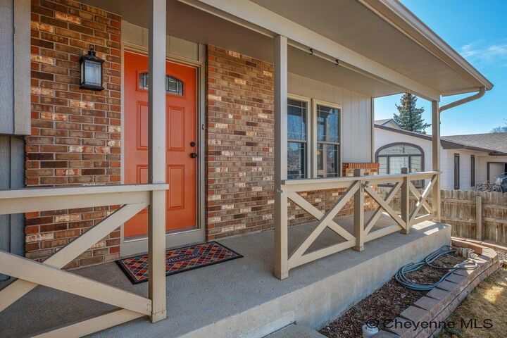 Property Photo:  5423 Liberty St  WY 82001 