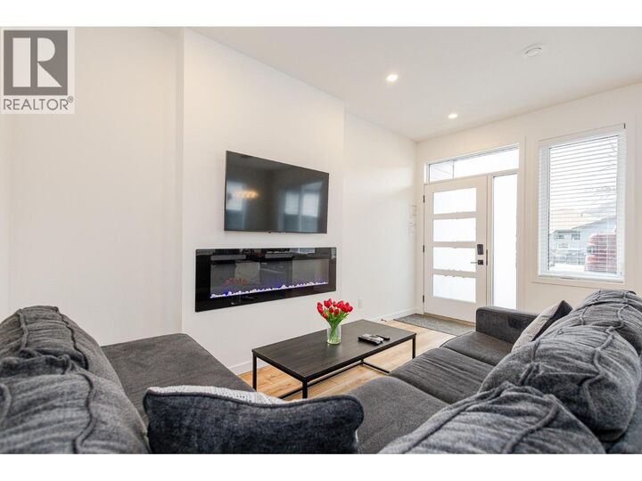 Property Photo: 169 Maple Street 103 BC V2A 5V4