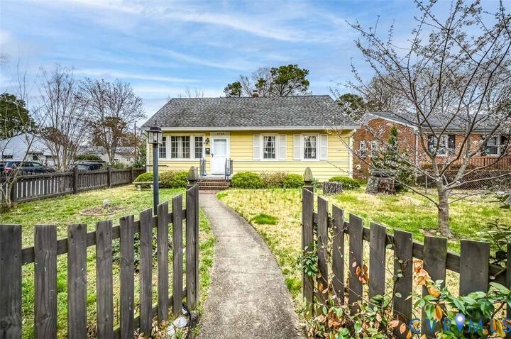 Property Photo:  6734 Hanover Avenue  VA 23226 
