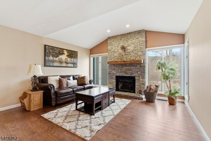 Property Photo:  25 Stone Row Ln  NJ 07438 