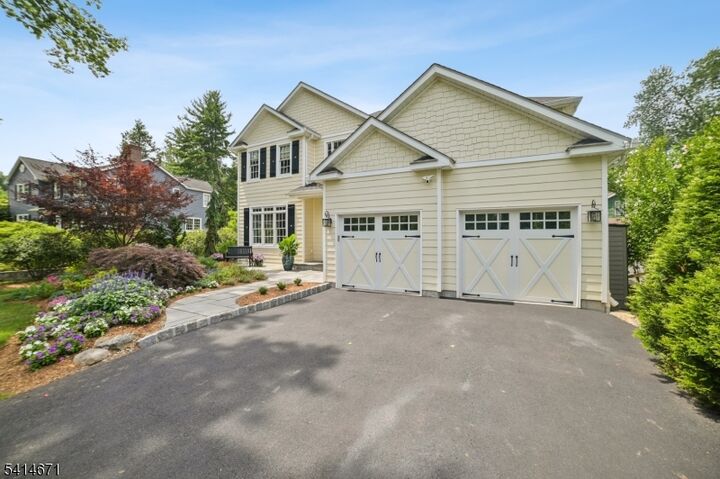 Property Photo:  44 Millbrook Rd  NJ 07976 