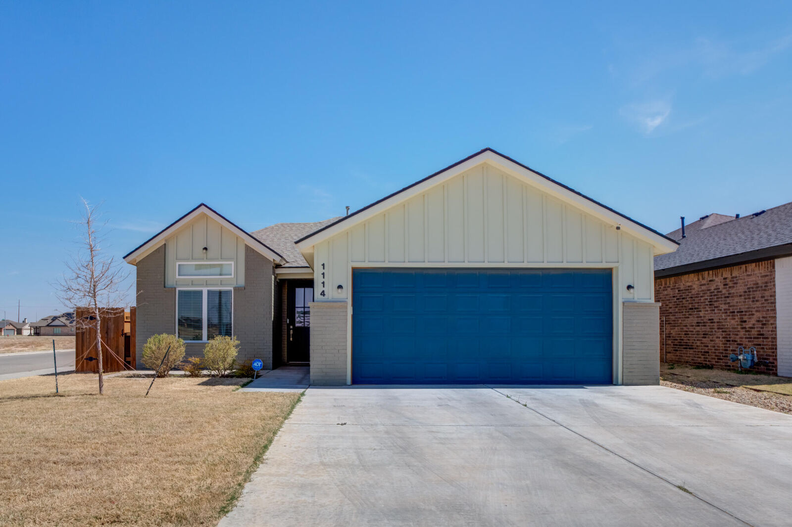 Property Photo:  1114 N Granby Avenue  TX 79416 
