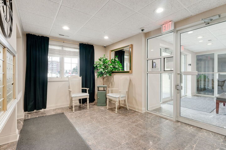 Property Photo:  7091 W Touhy Avenue 505  IL 60714 