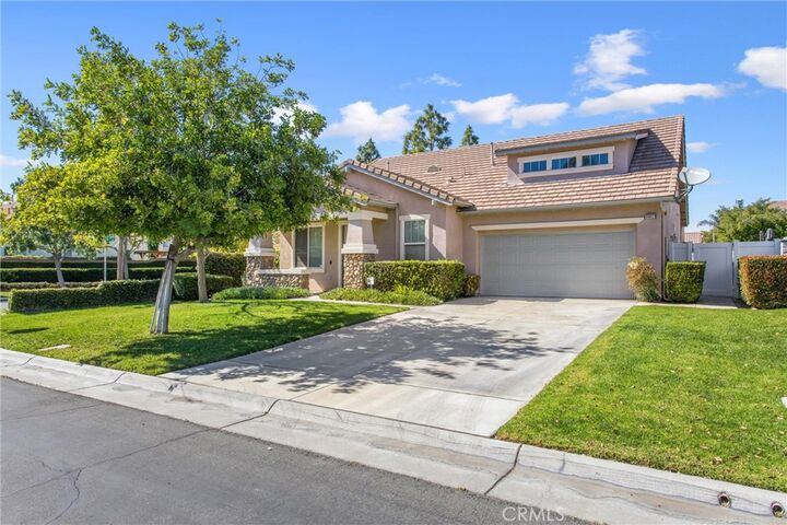 Property Photo: 11327 Streamhurst CA 92505