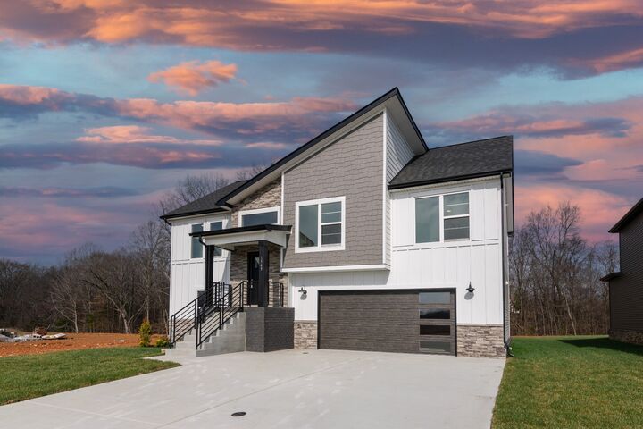 Property Photo: 1549 Hidden Creek Trail TN 37043