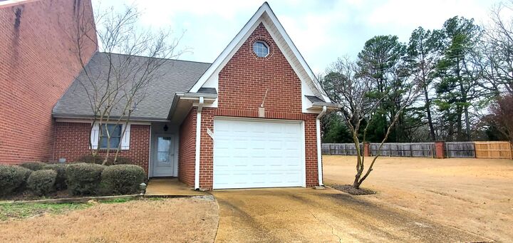 Property Photo:  1213 Winwood Cv.  MS 38801 
