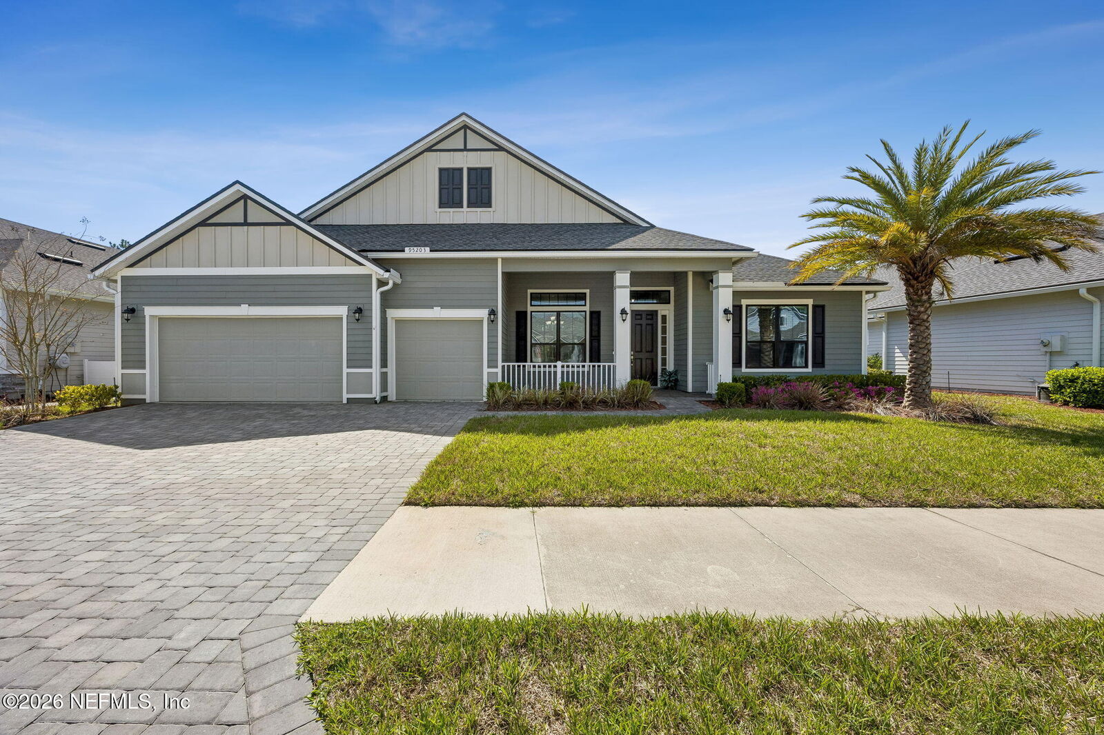Property Photo: 95203 Sandy Pointe Drive FL 32034