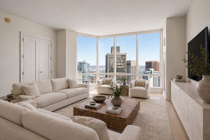 Property Photo:  1 Franklin Street 4704  MA 02110 