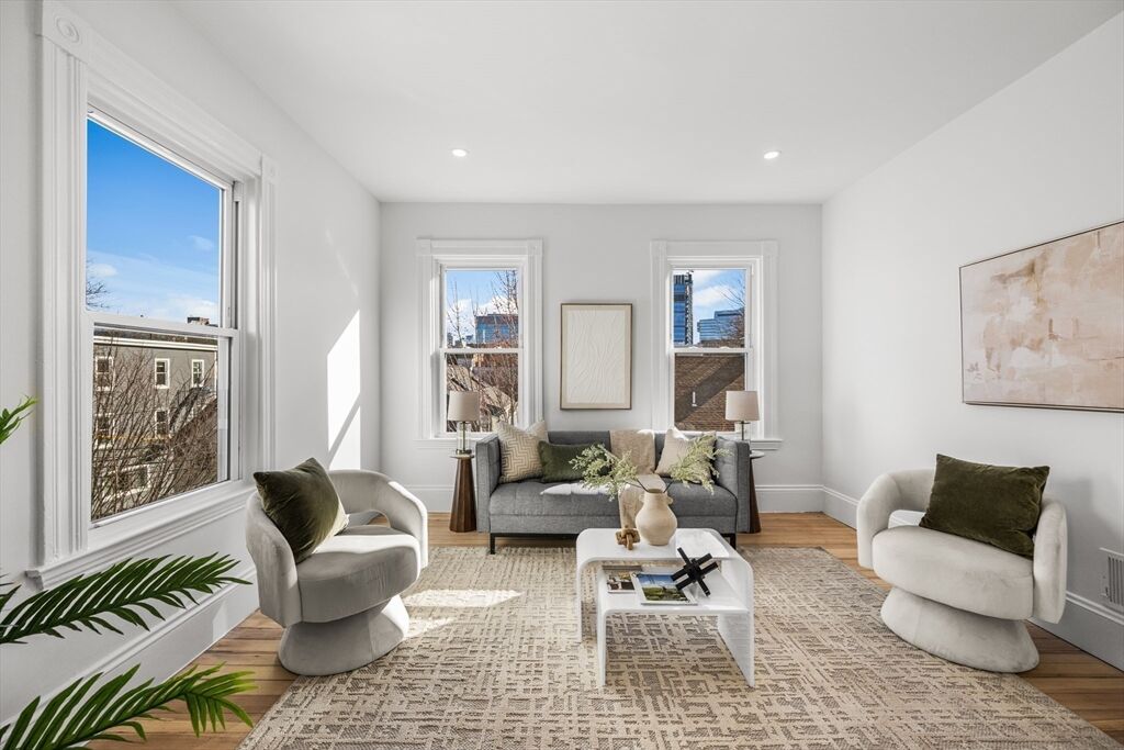 Property Photo:  66 Sixth St 3  MA 02141 