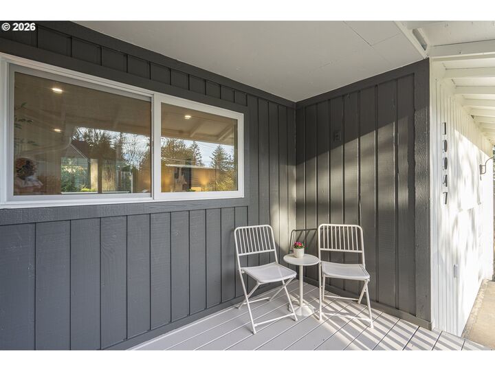 Property Photo: 10047 SW 25th Ave OR 97219