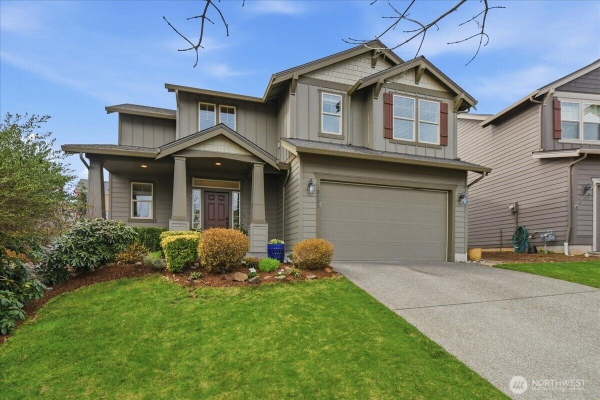 Property Photo: 2128 NE Verbena Lane WA 98607
