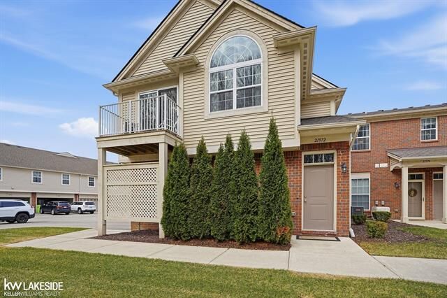 Property Photo:  21972 Aberdeen Drive  MI 48042 